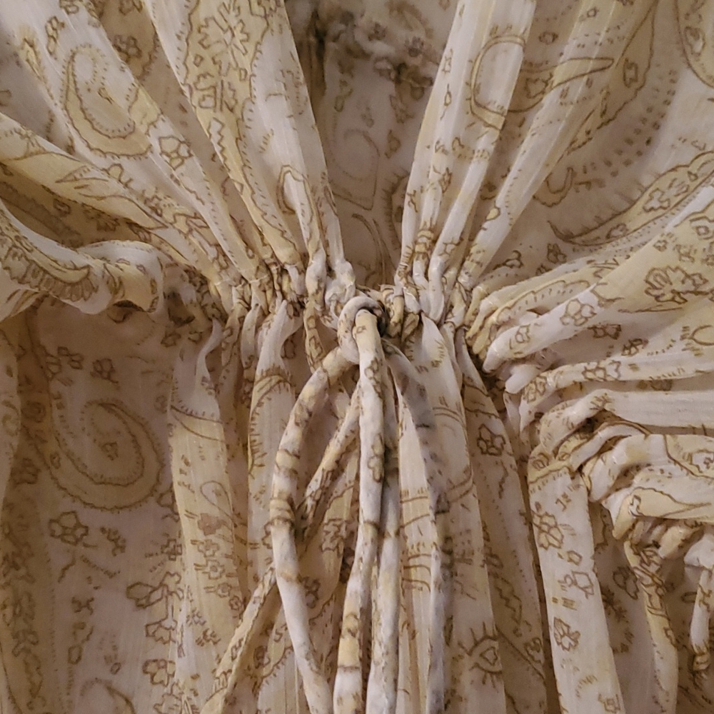 Yellow paisley wide arm blouse - Picture 4 of 5